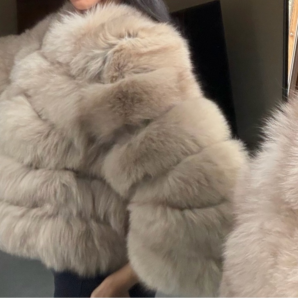 Luxurious Beige Fox Fur Coat